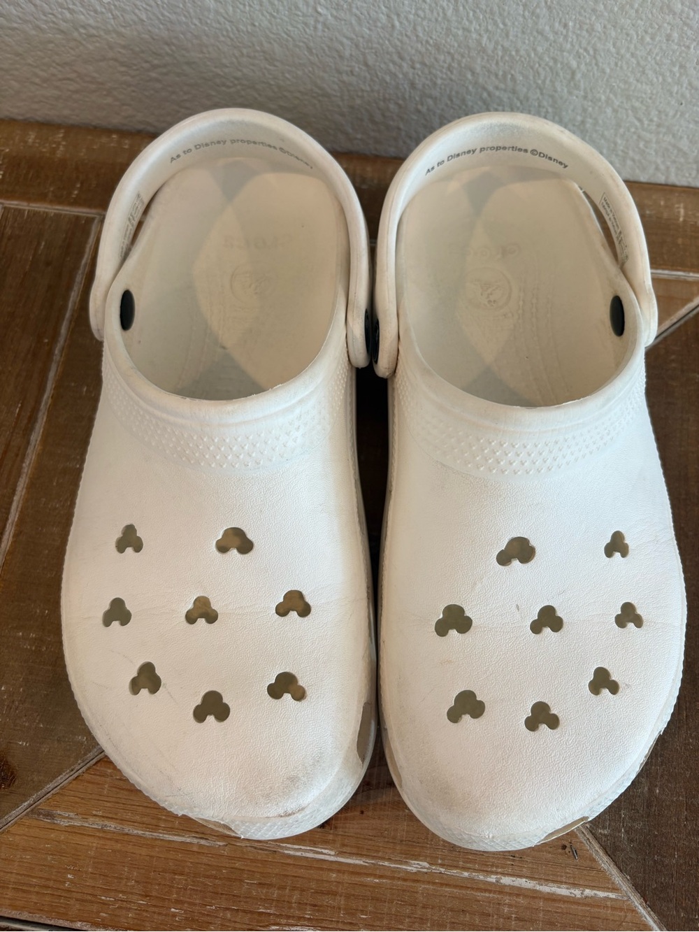Disney Parks Classic Crocs Clogs Mickey White Adult Slip On Shoes Women 10 Men 8 - Picture 3 of 8